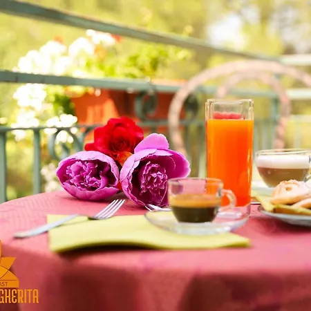 I Fiori Di Margherita Luxury Alojamento de Acomodação e Pequeno-almoço Perúgia